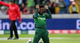 ইংল্যান্ডের হয়ে আইপিএল ভাবনায় আমির!